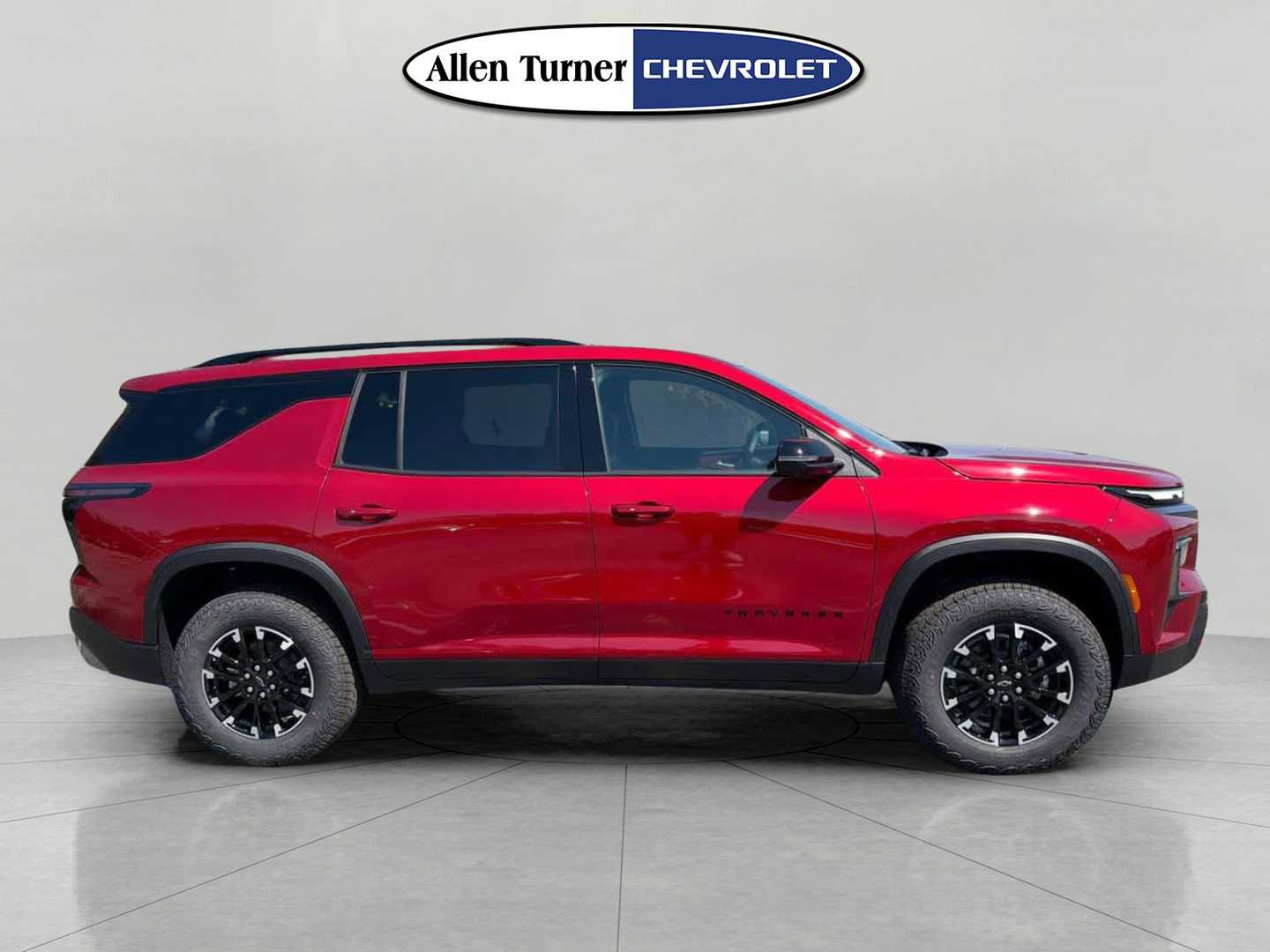 New 2026 Chevrolet Traverse Z71 w/ Driver Confidence Package image 3