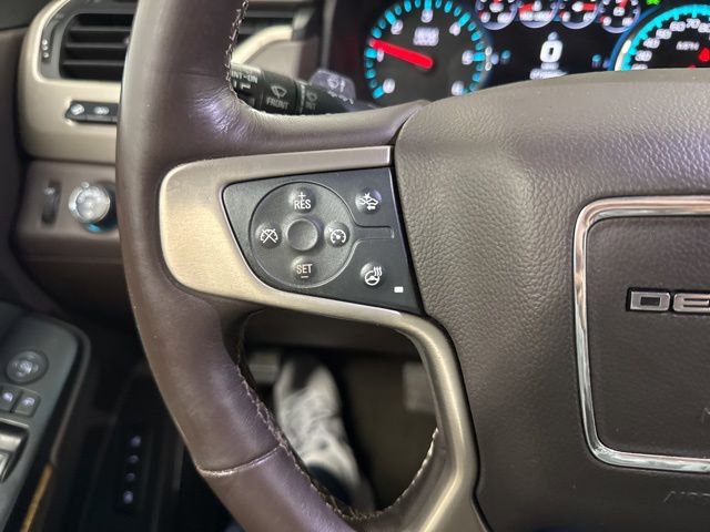 Used 2017 GMC Yukon Denali AWD/4WD image 37