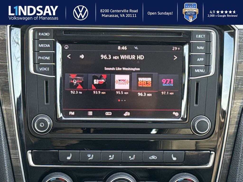 Used 2018 Volkswagen Passat 2.0T SEL Premium image 13