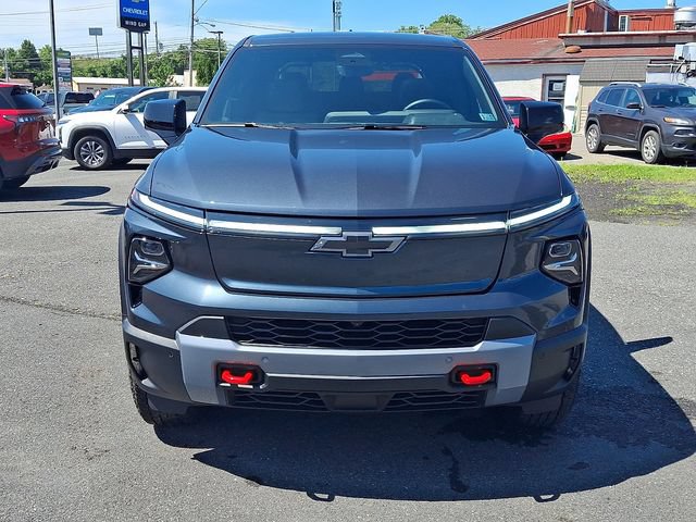 Certified 2026 Chevrolet Silverado EV Trail Boss w/ Premium Package AWD/4WD image 2