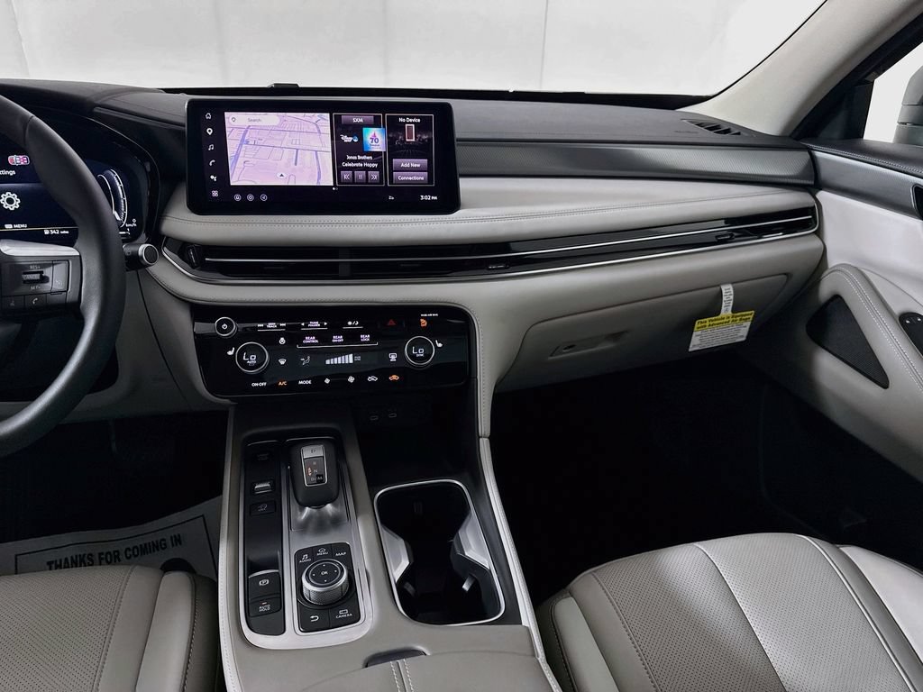 Certified 2026 INFINITI QX60 Pure AWD/4WD image 32
