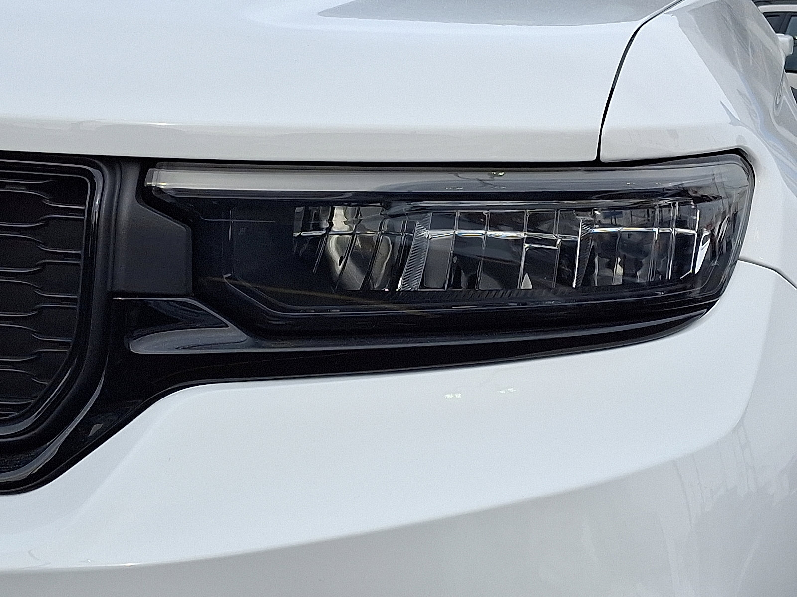 Used 2023 Jeep Grand Cherokee Limited w/ Luxury Tech Group II image 10