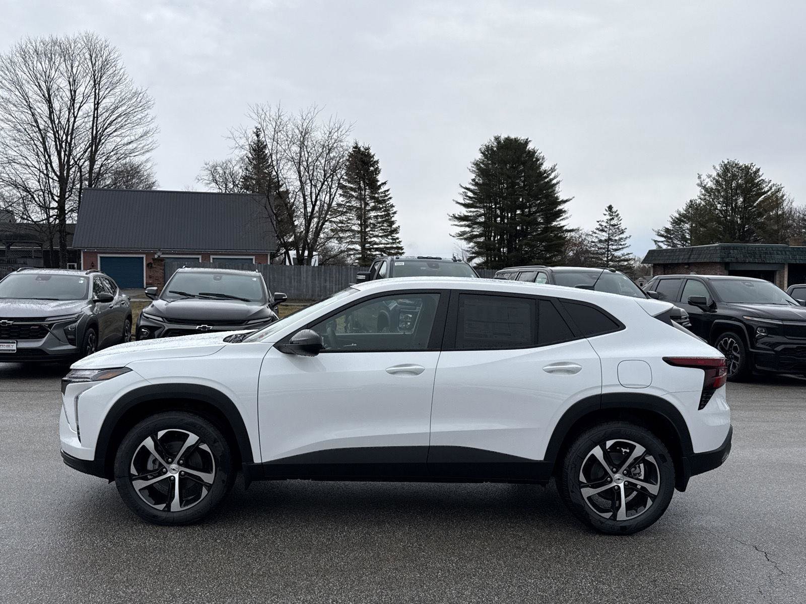 New 2026 Chevrolet Trax RS FWD image 10