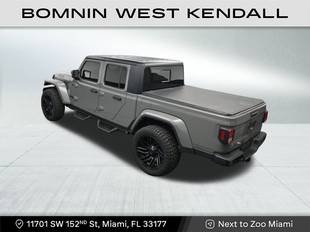 Used 2022 Jeep Gladiator Willys image 15