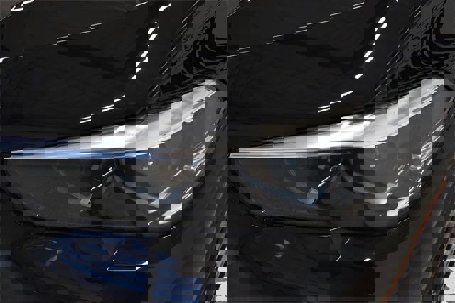 Used 2023 BMW X5 xDrive40i w/ Premium Package image 28