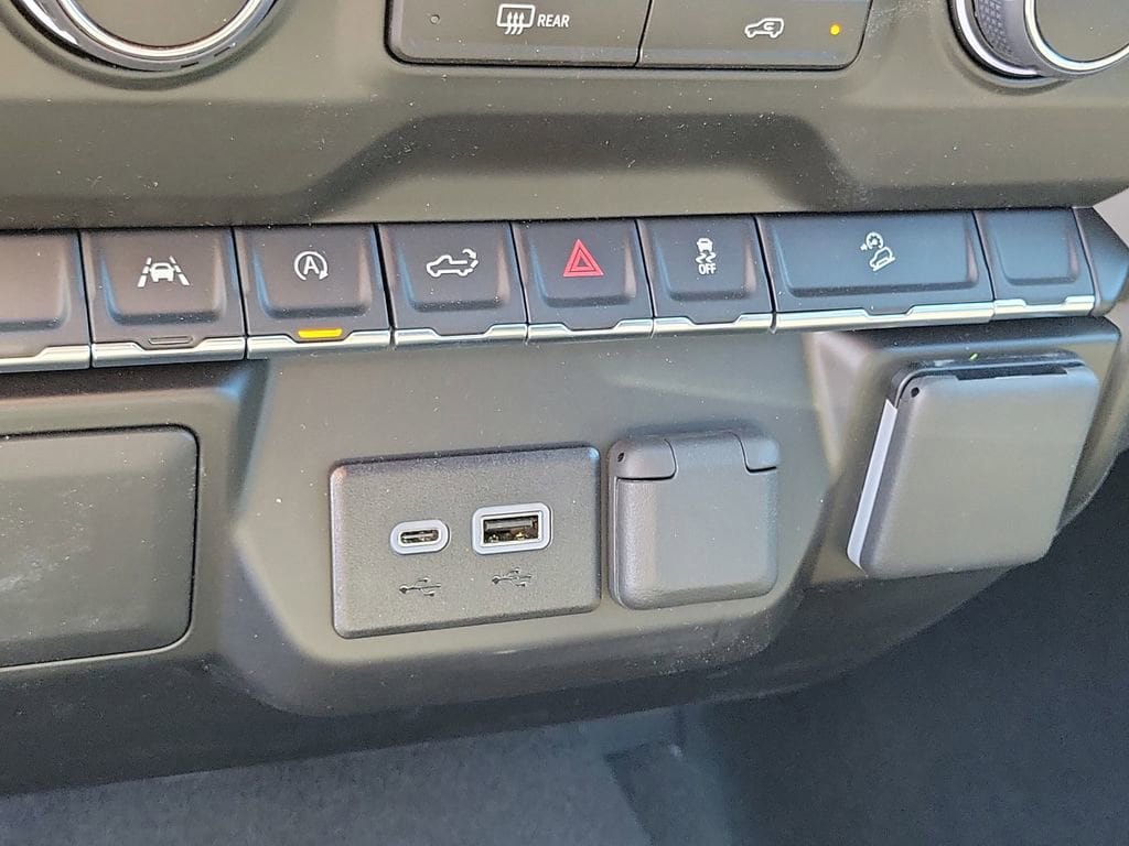 New 2026 Chevrolet Silverado 1500 Custom Trail Boss AWD/4WD image 8
