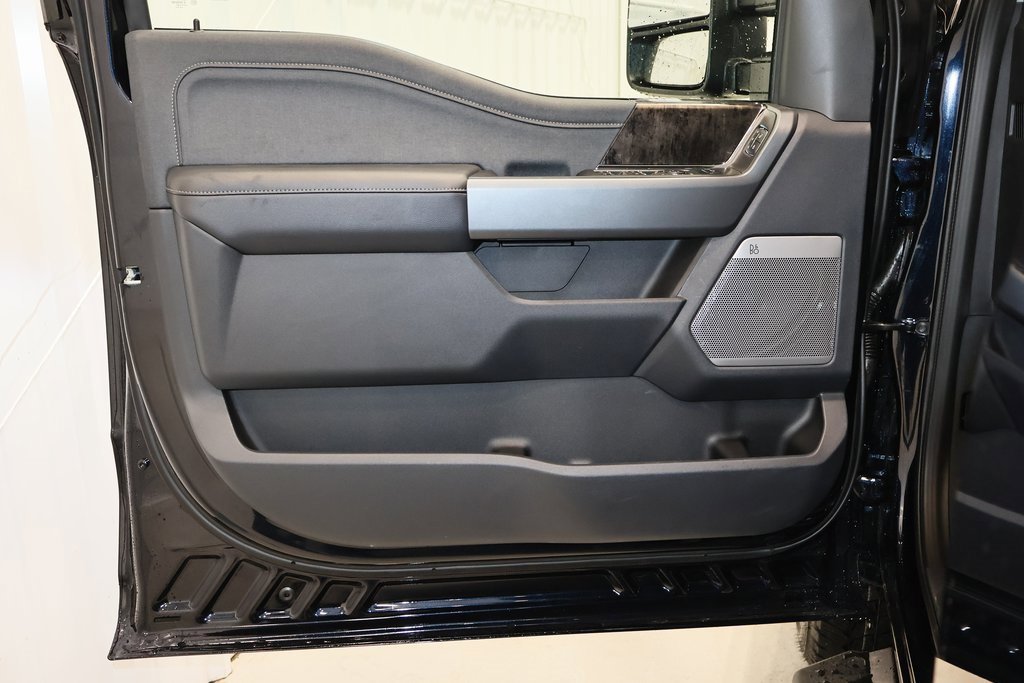 New 2025 Ford F350 Lariat w/ Lariat Ultimate Package image 9