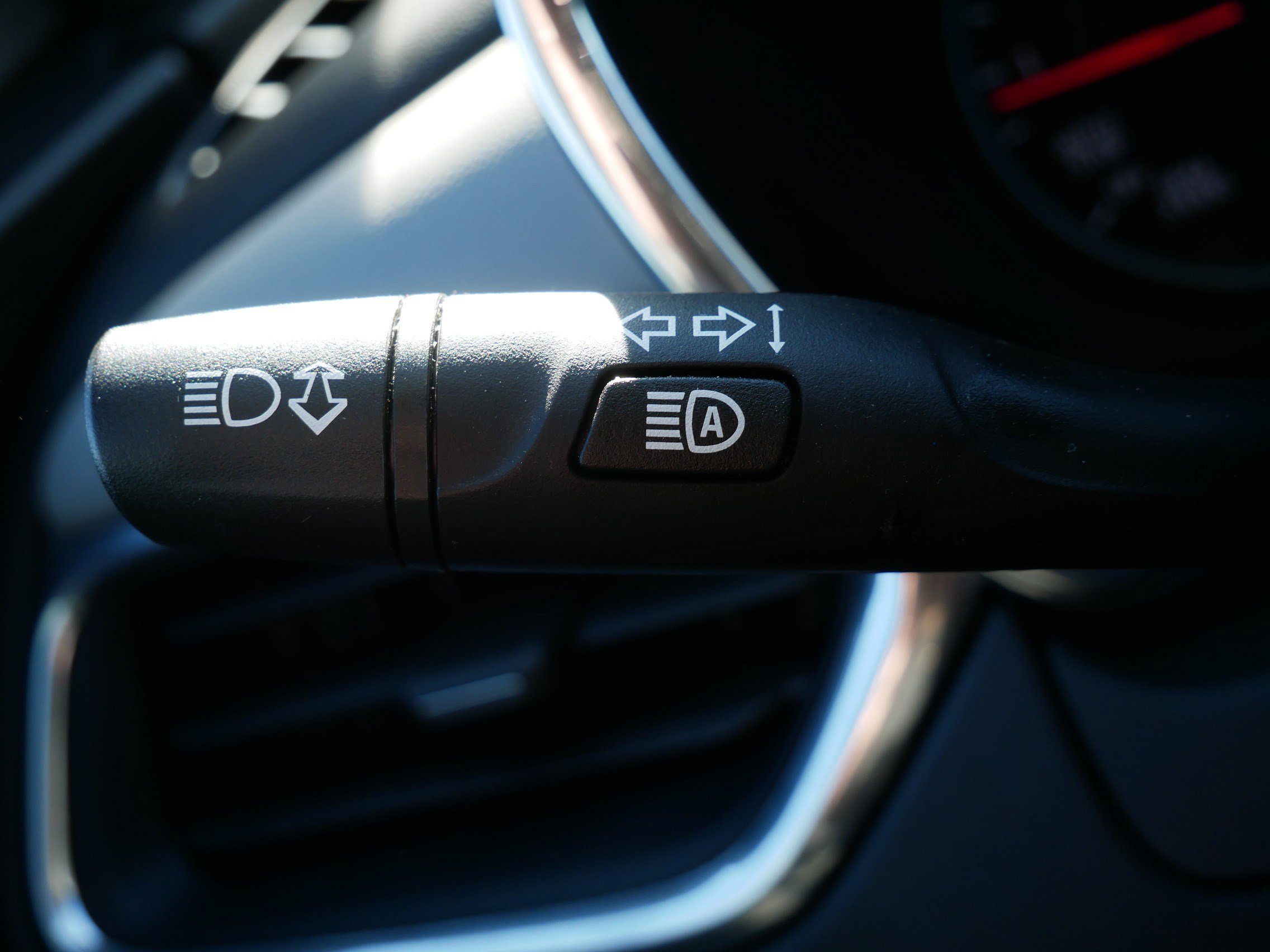 Used 2023 Chevrolet Equinox LS w/ LS Convenience Package image 24