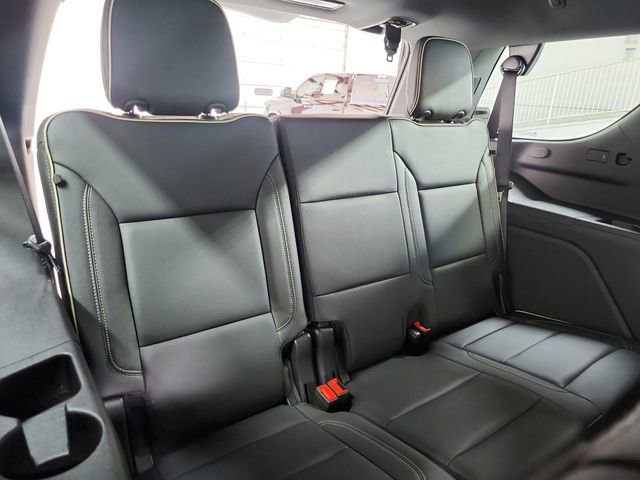 Used 2025 GMC Yukon Elevation w/ Elevation Premium Package AWD/4WD image 46