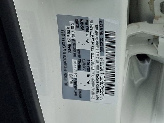 Used 2023 MAZDA MAZDA3 s image 29