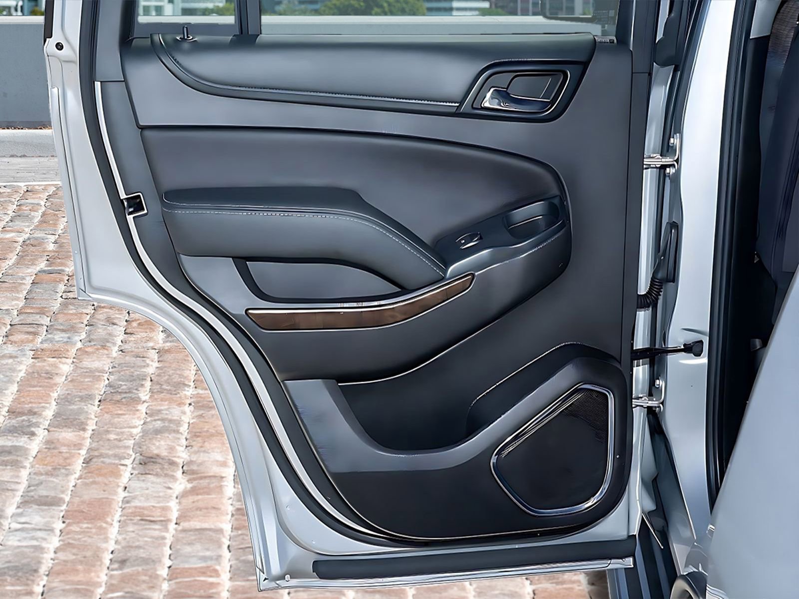 Used 2018 Chevrolet Tahoe LS image 12