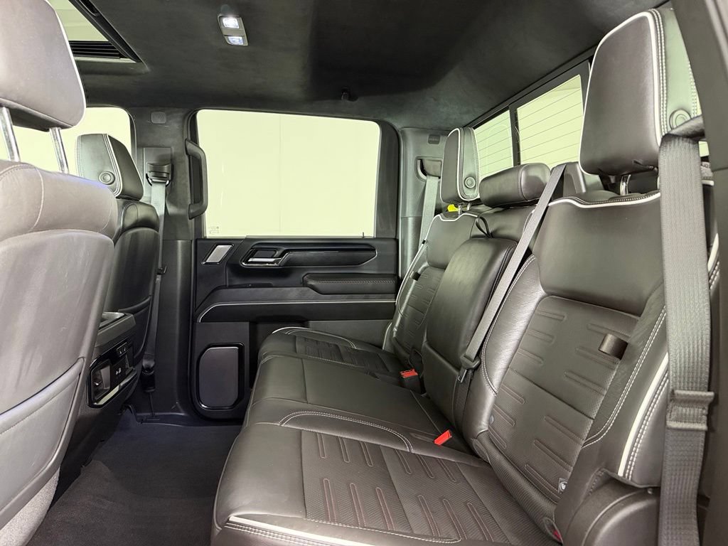 Used 2025 GMC Sierra 2500 AT4X AWD/4WD image 18