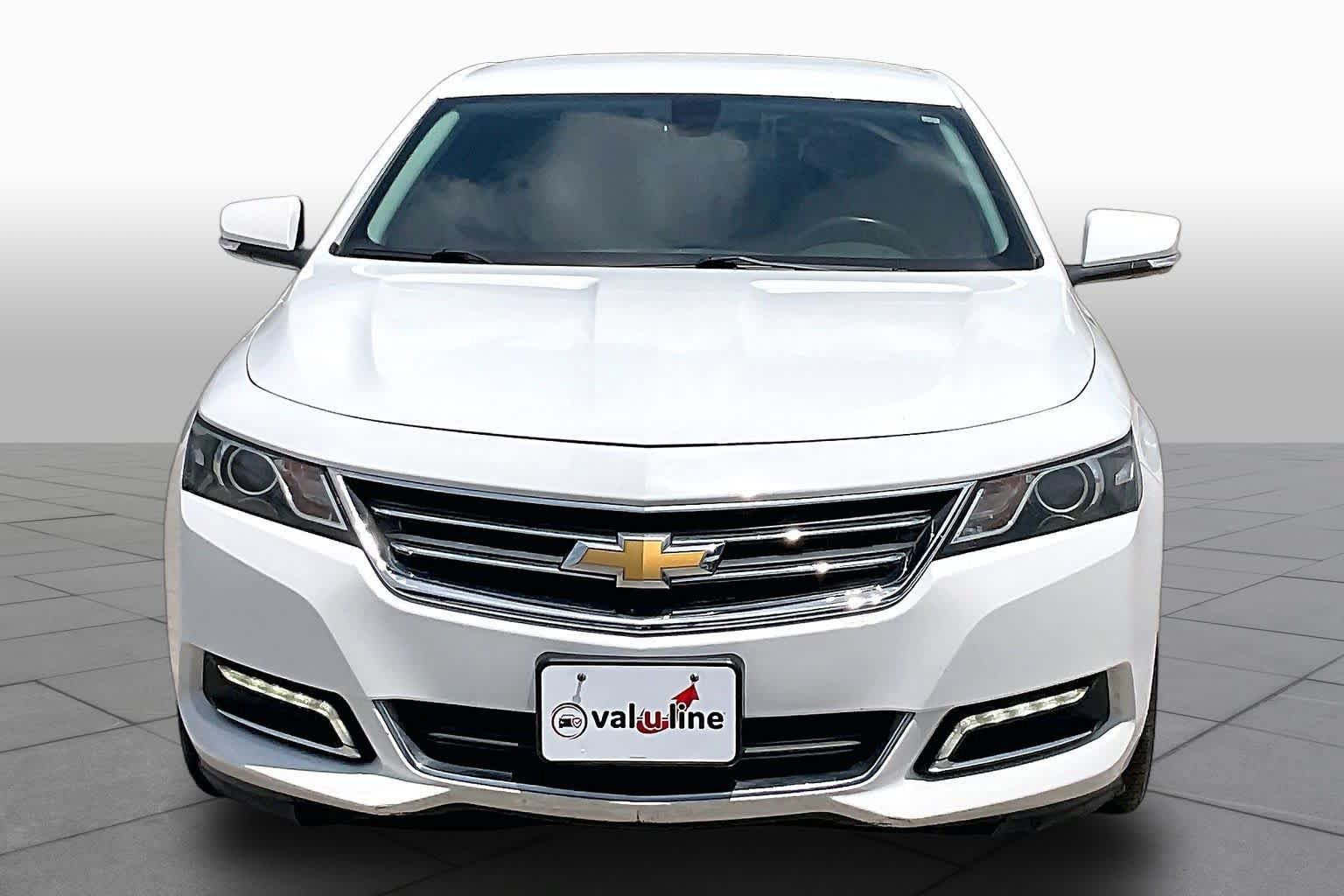 Used 2018 Chevrolet Impala LT FWD image 4