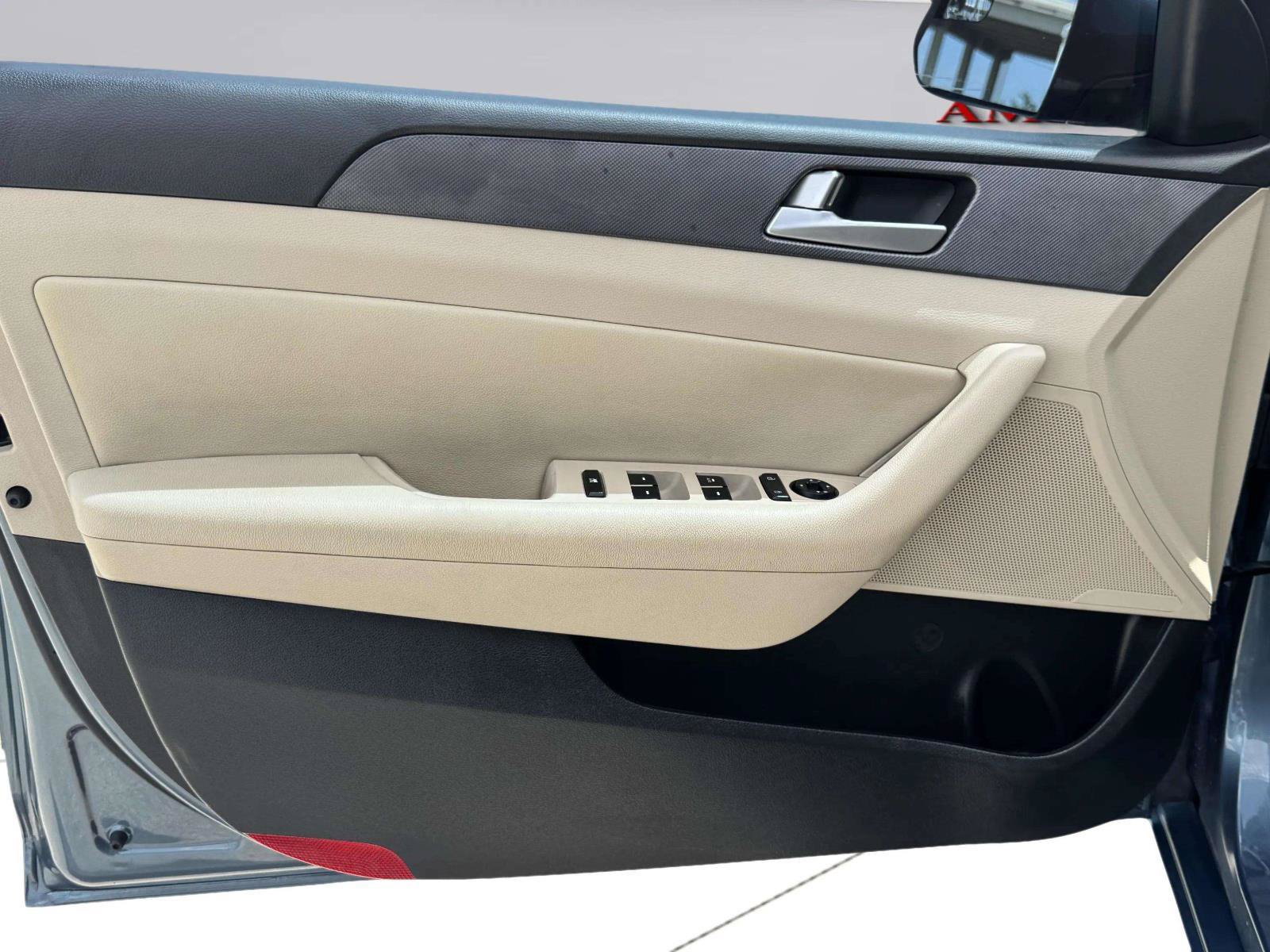 Used 2015 Hyundai Sonata SE FWD image 19