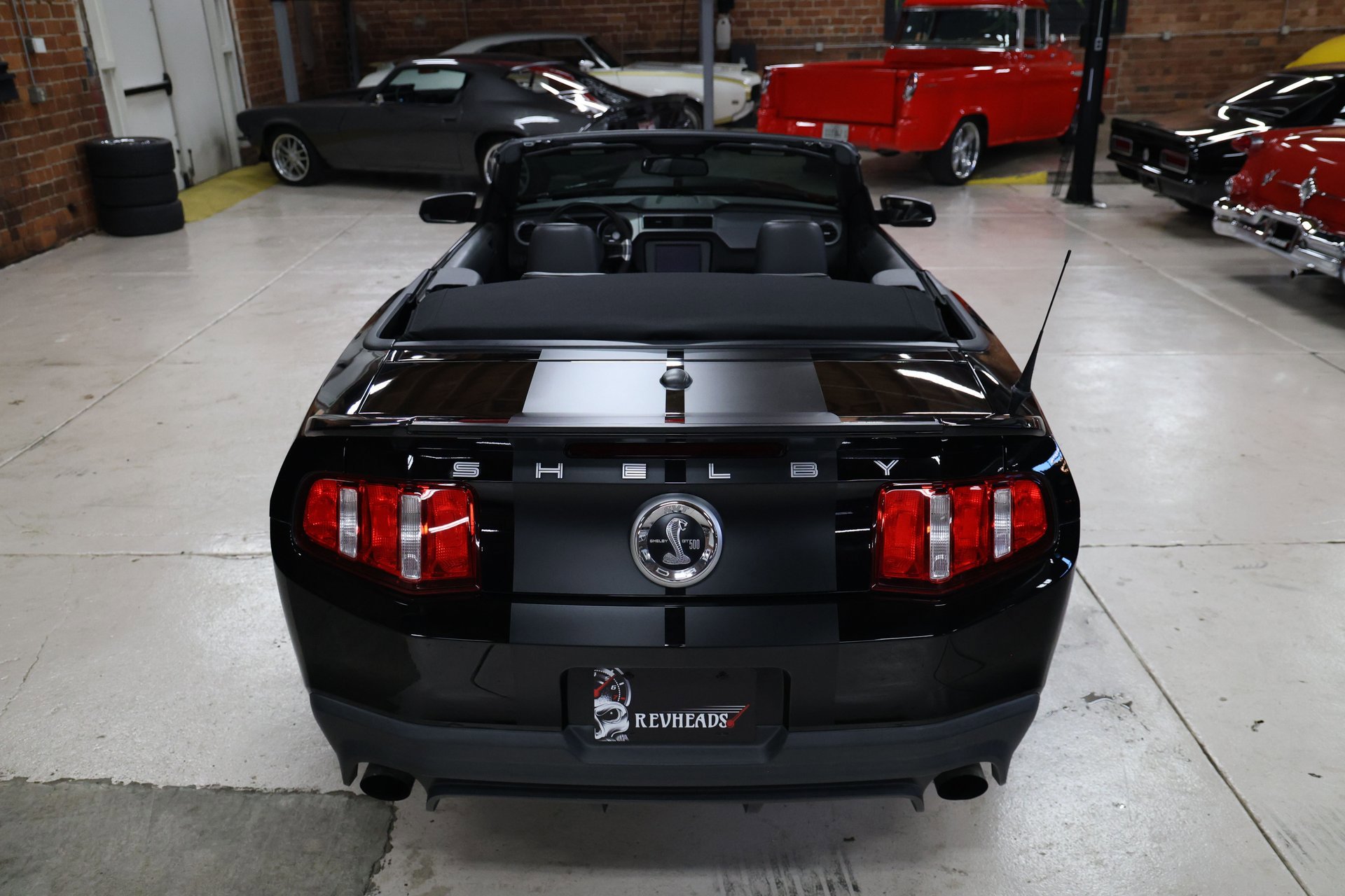 Used 2010 Ford Mustang Shelby GT500 image 7