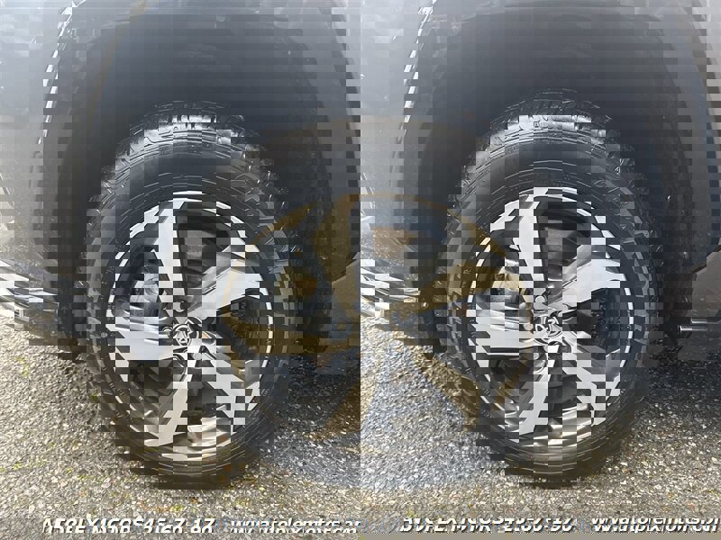 Used 2023 Toyota RAV4 SE image 18