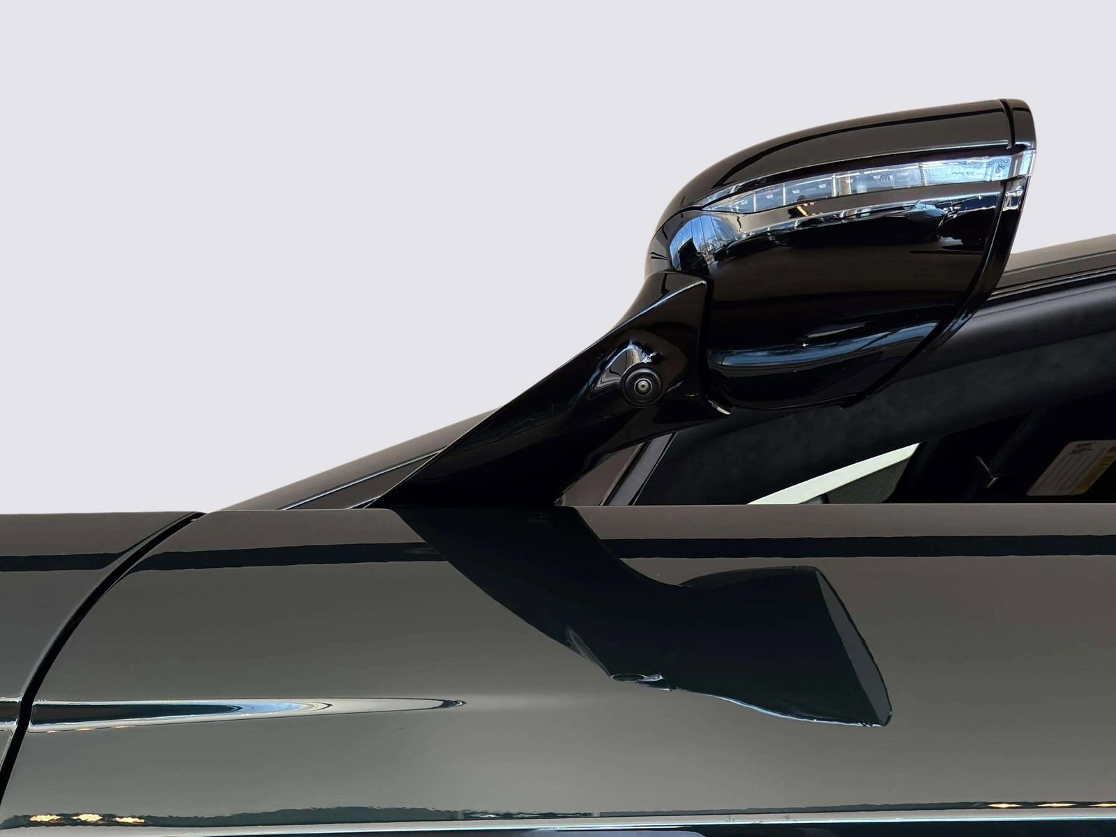 New 2026 Aston Martin V8 Vantage S image 40