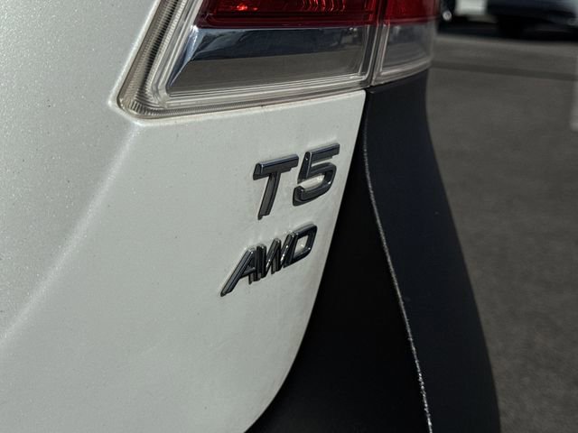 Used 2016 Volvo XC70 T5 Platinum w/ Climate Package image 32