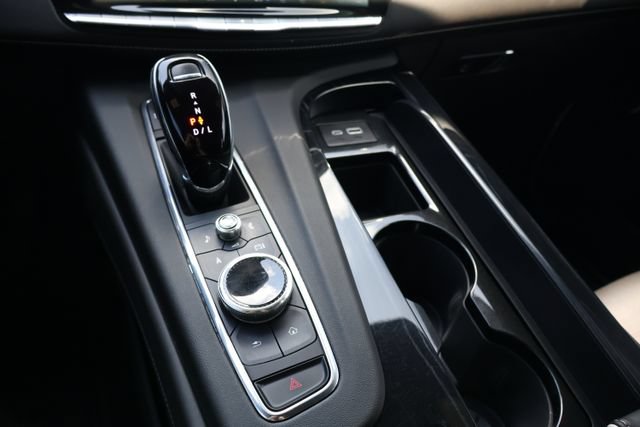 Used 2024 Cadillac Escalade ESV Sport AWD/4WD image 15