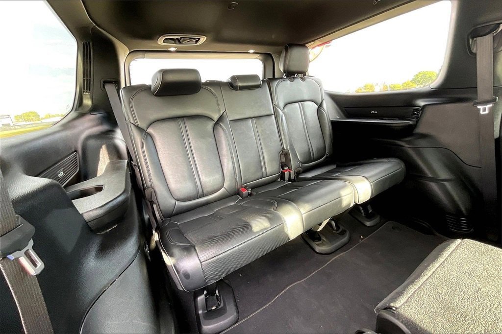 Used 2024 Jeep Wagoneer Series II w/ Flexible Seating Group image 33