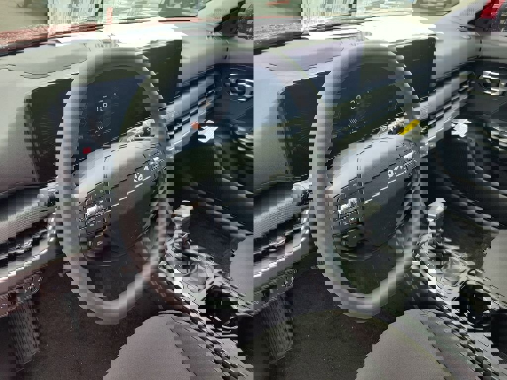 New 2026 Kia K4 LXS image 21