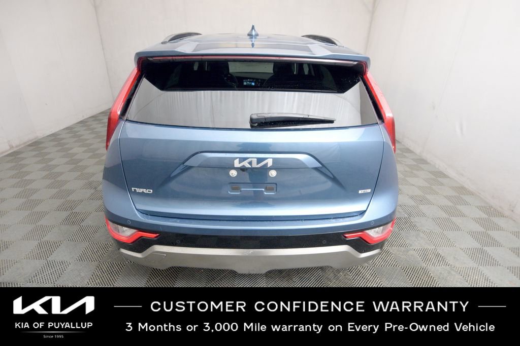 Certified 2024 Kia Niro SX image 6