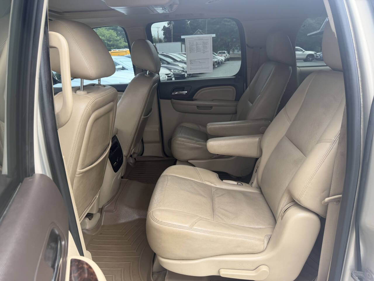Used 2012 GMC Yukon XL Denali AWD/4WD image 13