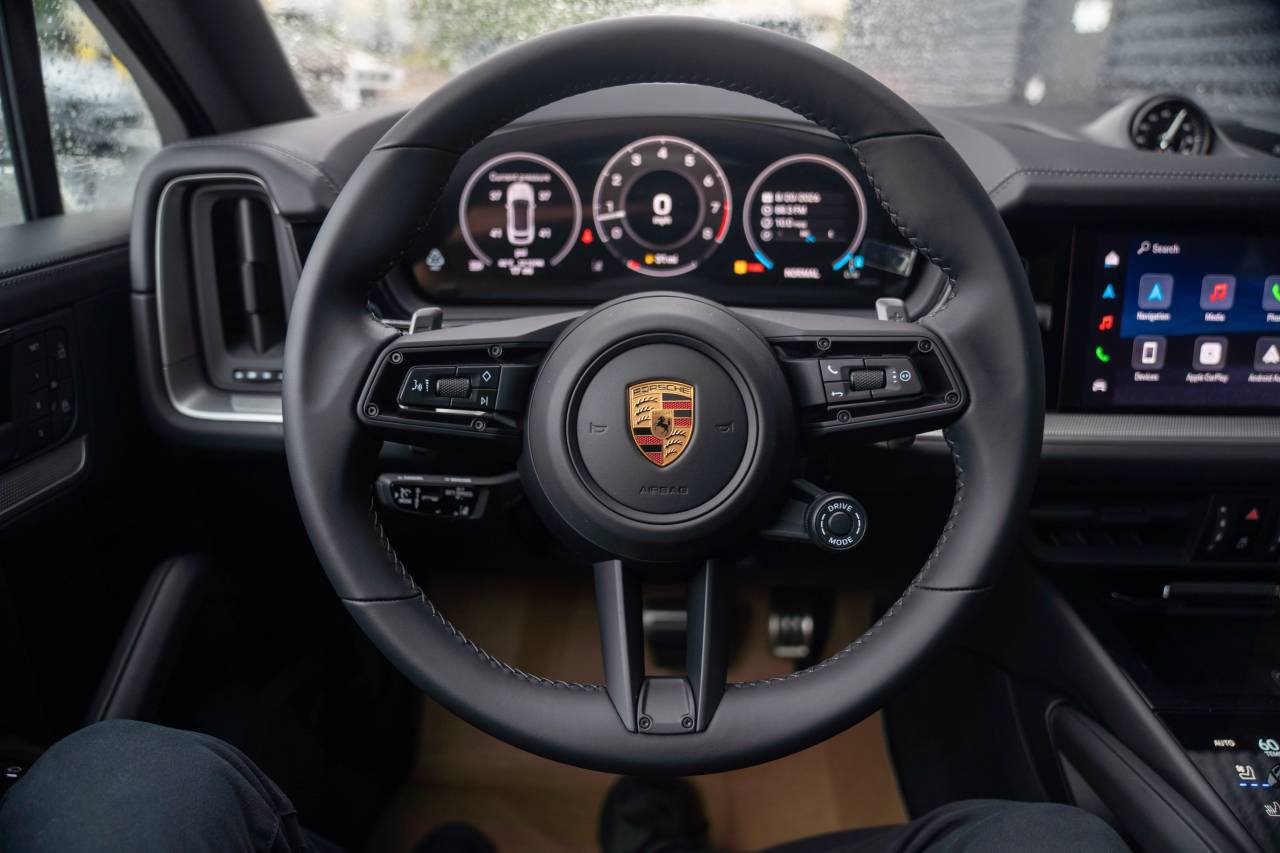 New 2026 Porsche Cayenne S AWD/4WD image 13