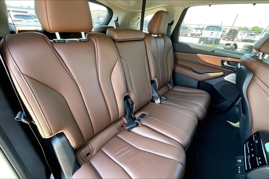 Used 2025 Acura MDX FWD w/ Technology Package image 22