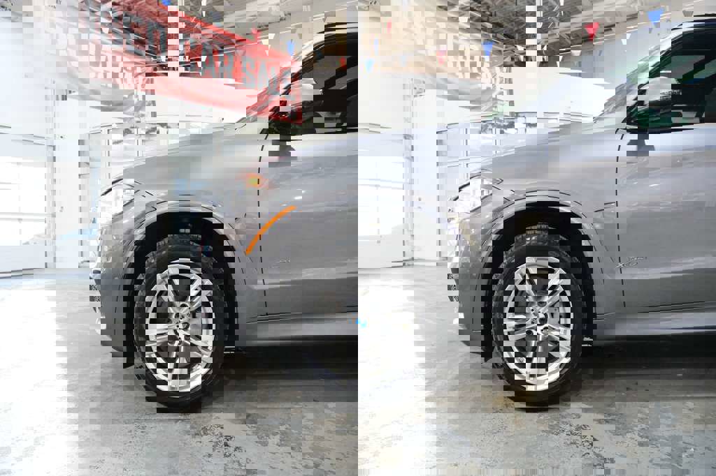 Used 2018 BMW X5 xDrive50i image 5