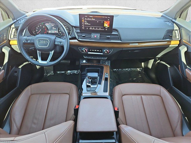 Used 2024 Audi Q5 2.0T Premium AWD/4WD image 23