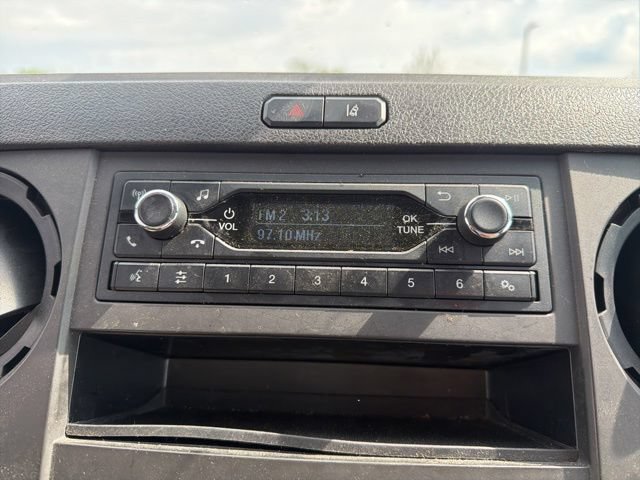 Used 2022 Ford F750 2WD Regular Cab Super Duty image 24