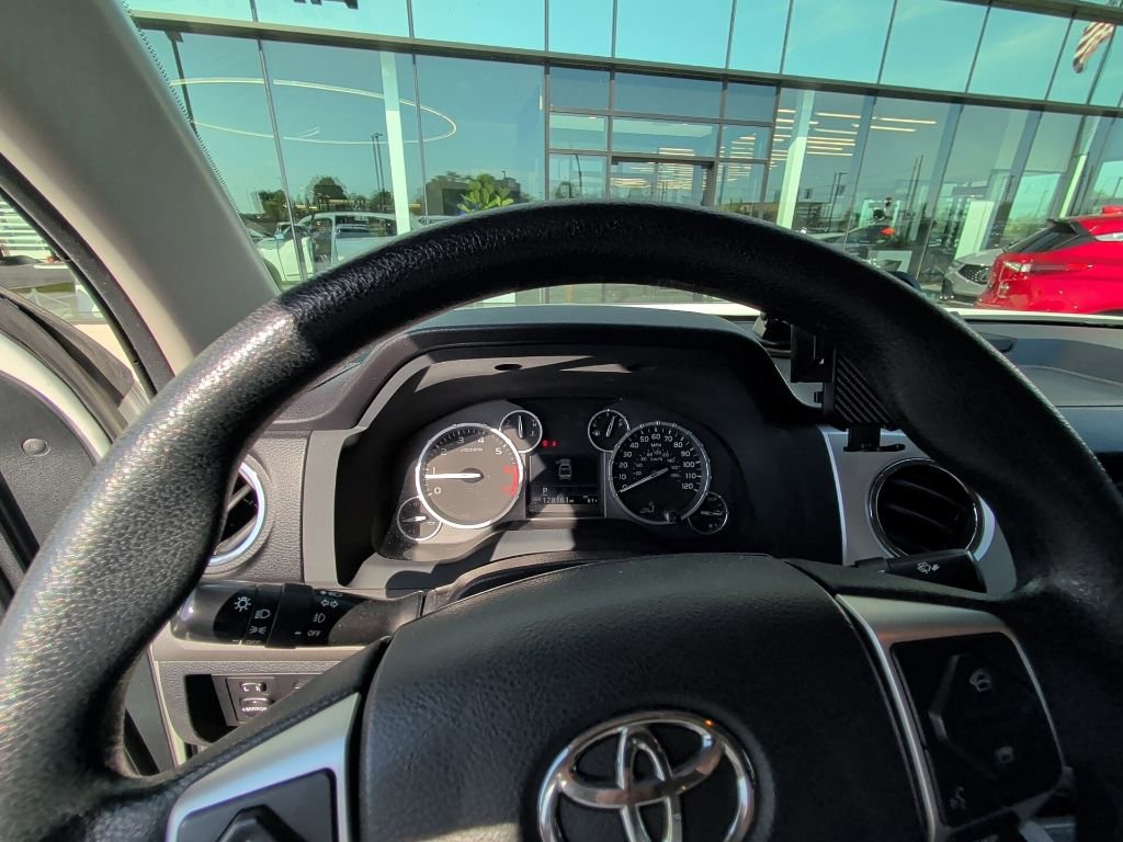 Used 2017 Toyota Tundra SR5 w/ SR5 Upgrade Package AWD/4WD image 23