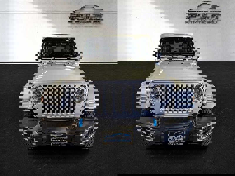 Used 2023 Jeep Wrangler Unlimited Sahara image 6