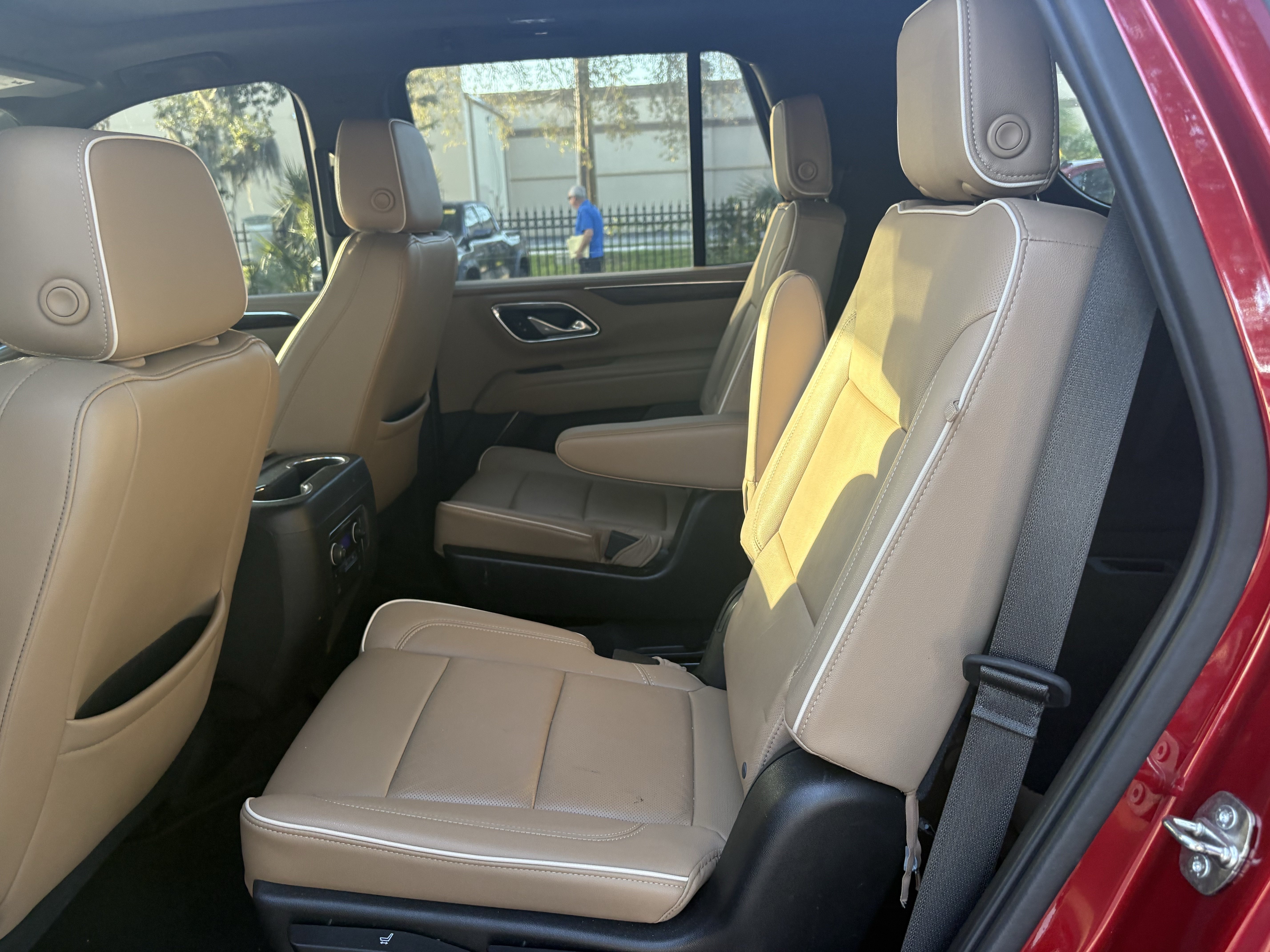 Used 2021 Chevrolet Tahoe Premier AWD/4WD image 8