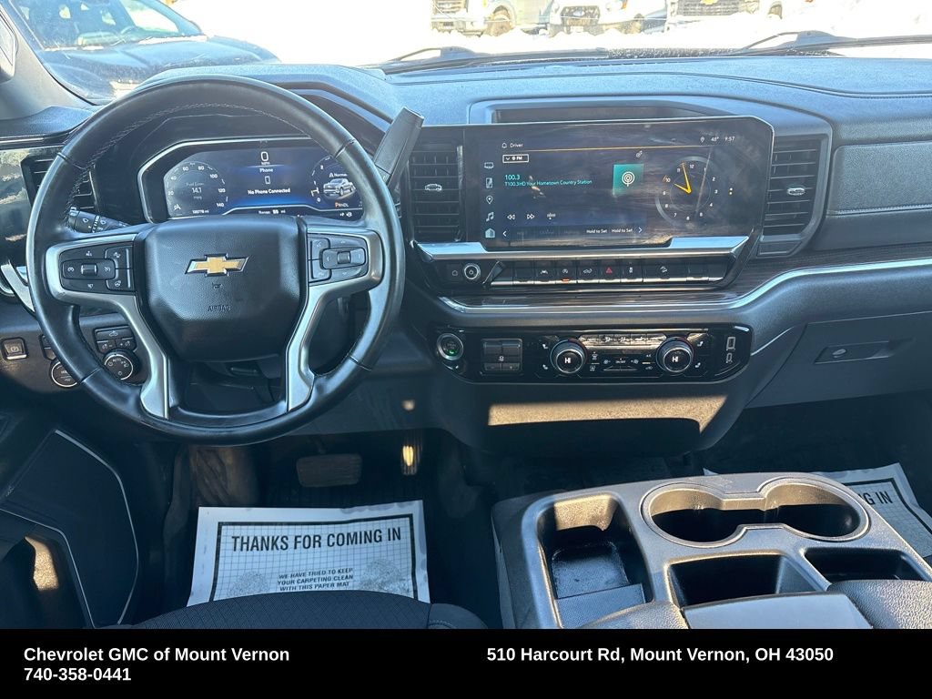 Used 2023 Chevrolet Silverado 1500 LT AWD/4WD image 17