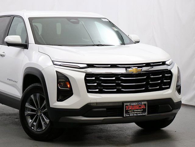 Certified 2025 Chevrolet Equinox LT w/ Safety and Technology Package image 2