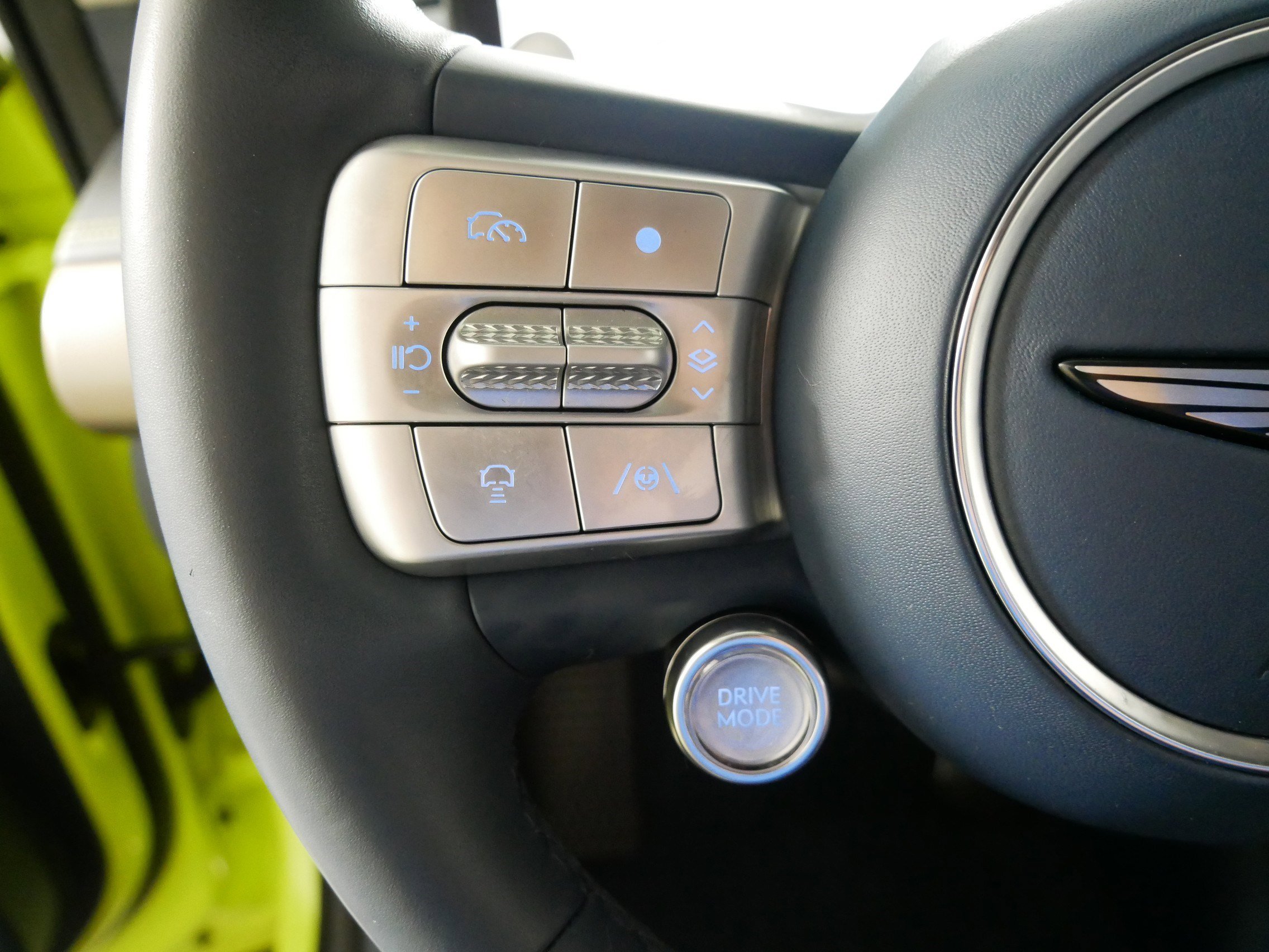 Used 2023 Genesis GV60 Performance AWD/4WD image 27