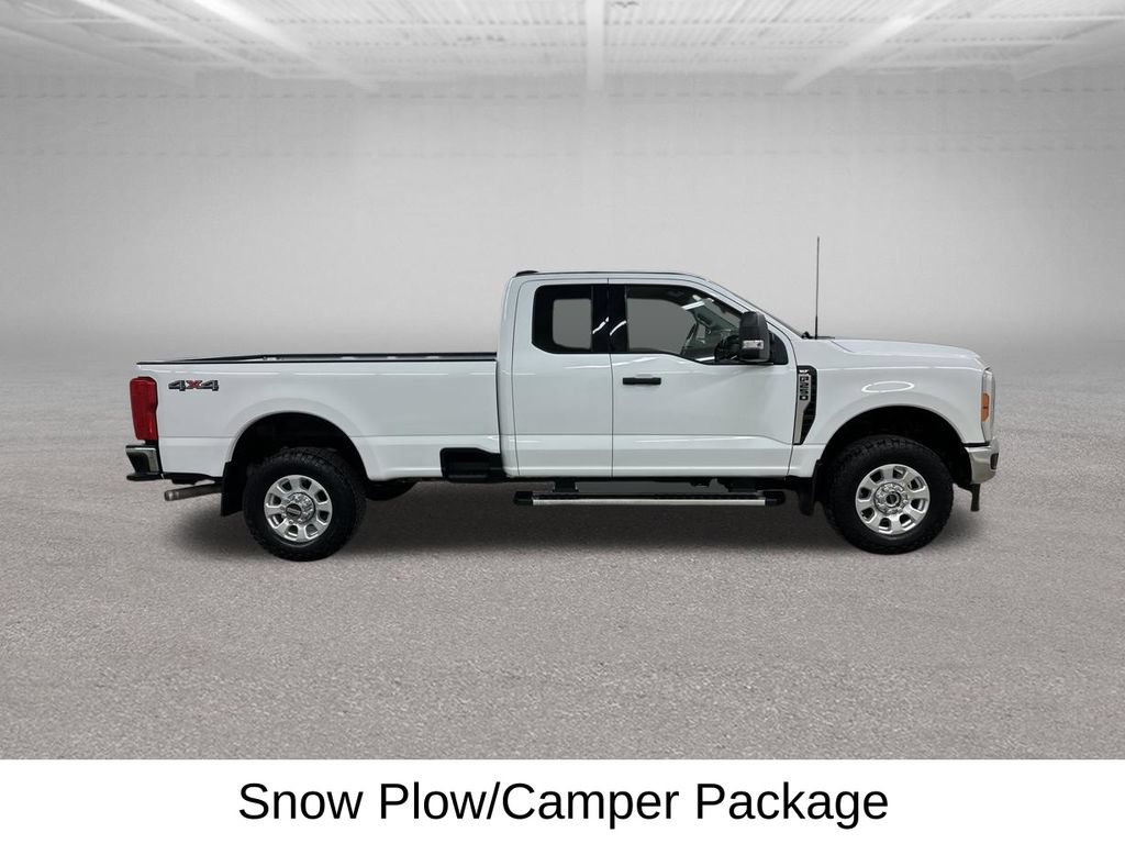 Used 2023 Ford F250 XLT w/ Snow Plow/Camper Package AWD/4WD image 15
