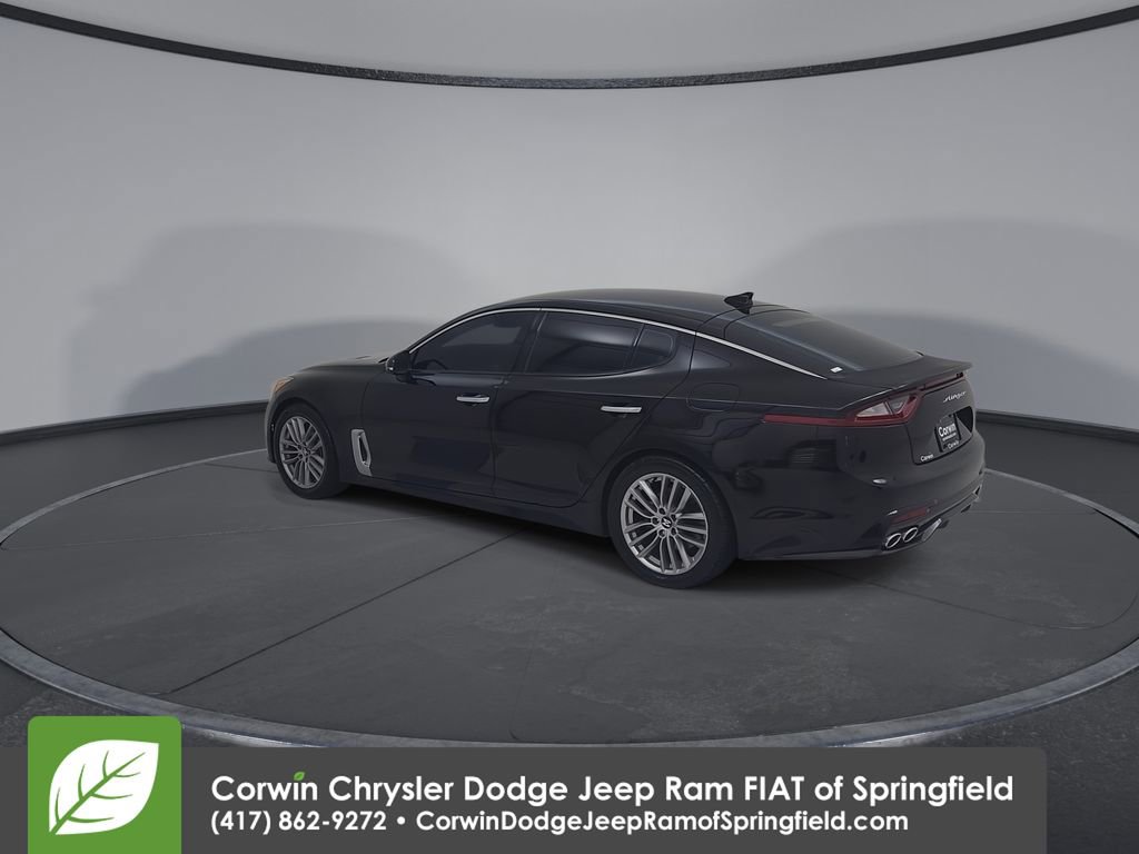 Used 2018 Kia Stinger image 12