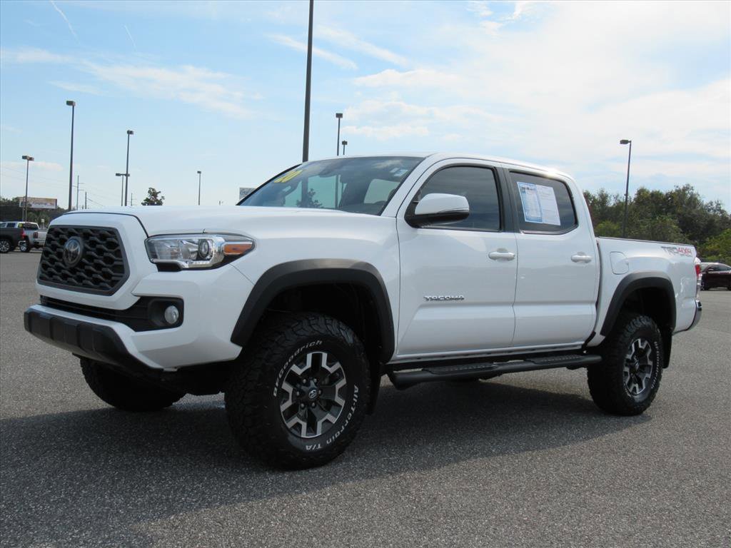 Used 2020 Toyota Tacoma TRD Off-Road image 3