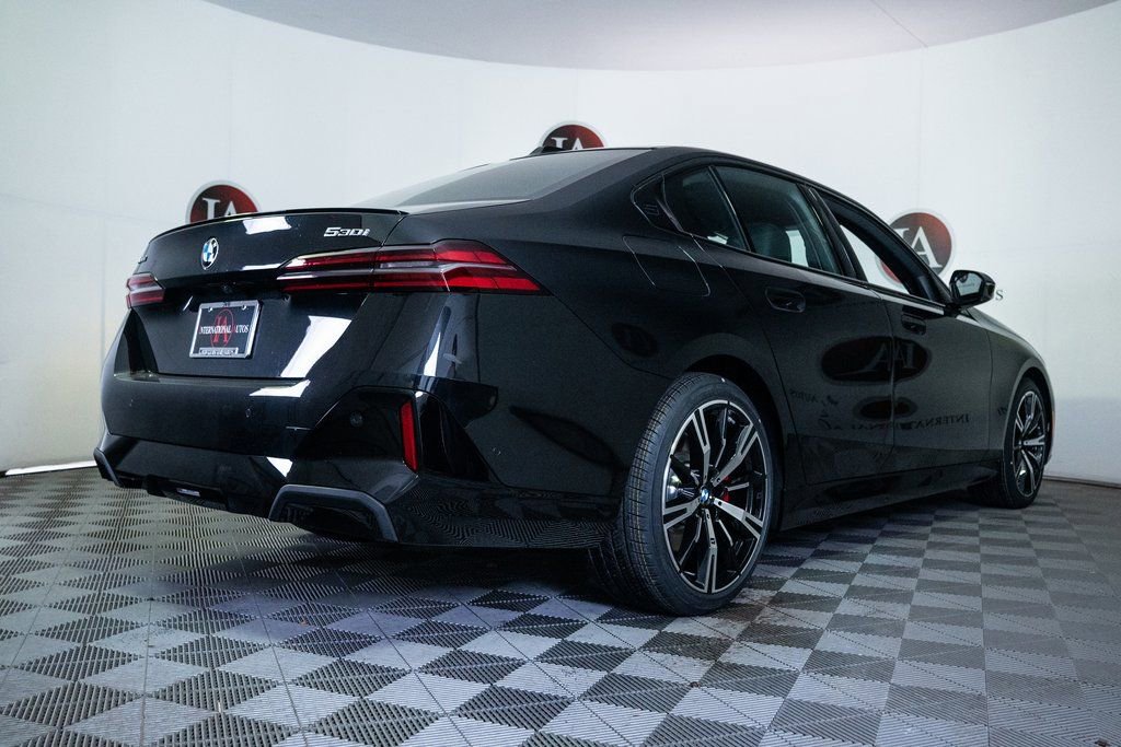 New 2026 BMW 530i xDrive w/ M Sport Package image 6