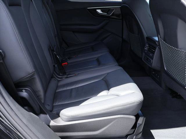 Used 2023 Audi Q7 3.0T Premium w/ Convenience Package AWD/4WD image 24