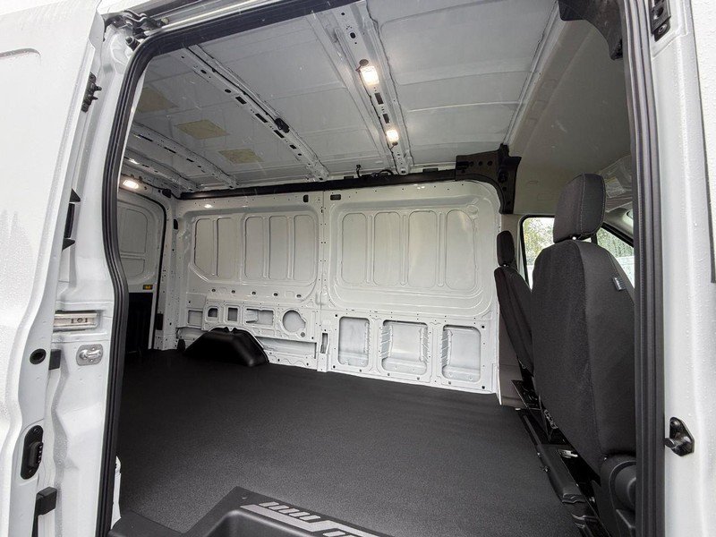 New 2027 Ford Transit 250 148 Medium Roof RWD image 14