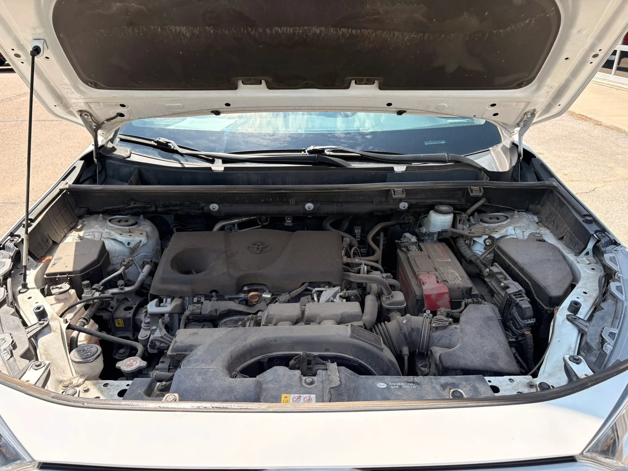Used 2021 Toyota RAV4 XLE AWD/4WD image 30