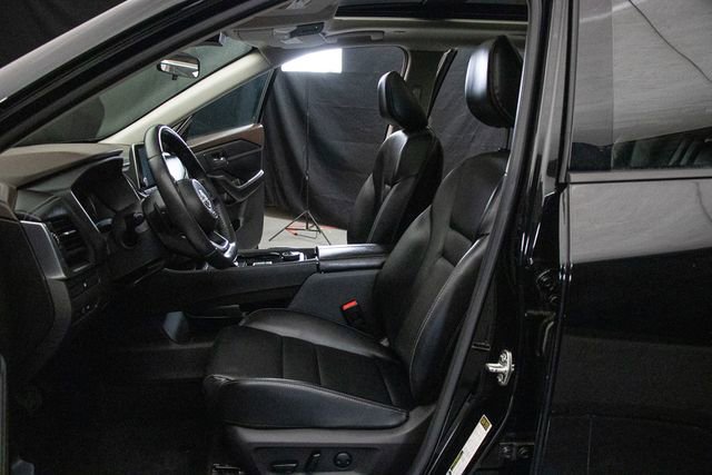 Certified 2023 Nissan Rogue SV w/ SV Premium B Package image 25