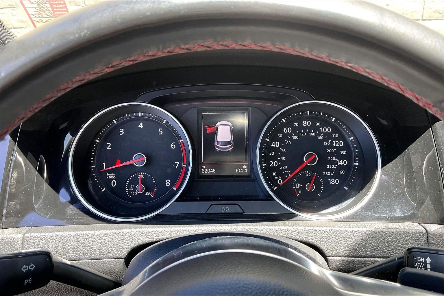 Used 2018 Volkswagen GTI SE FWD image 19