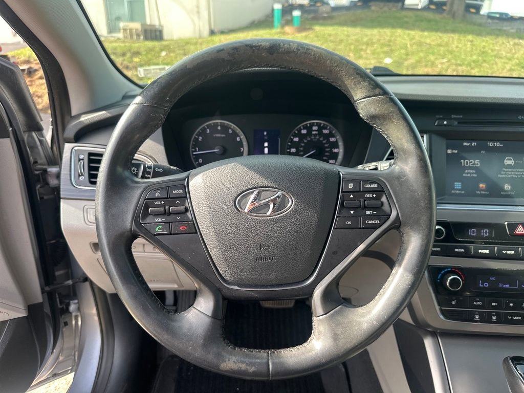 Used 2017 Hyundai Sonata Limited image 43