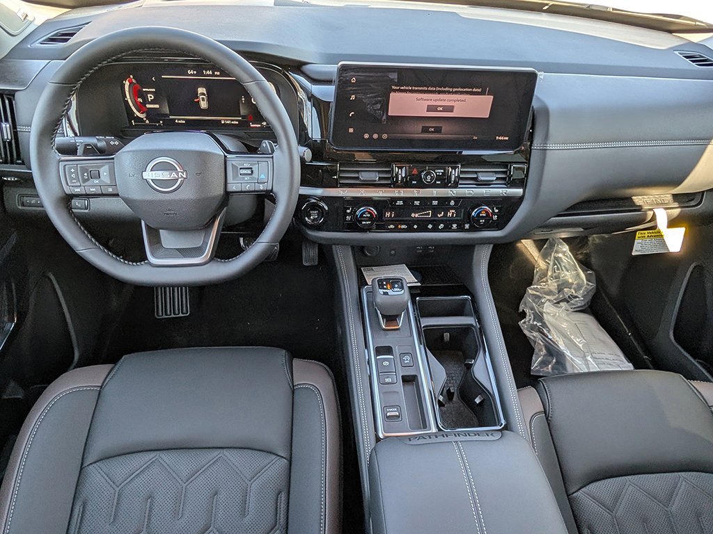 New 2026 Nissan Pathfinder Platinum image 11