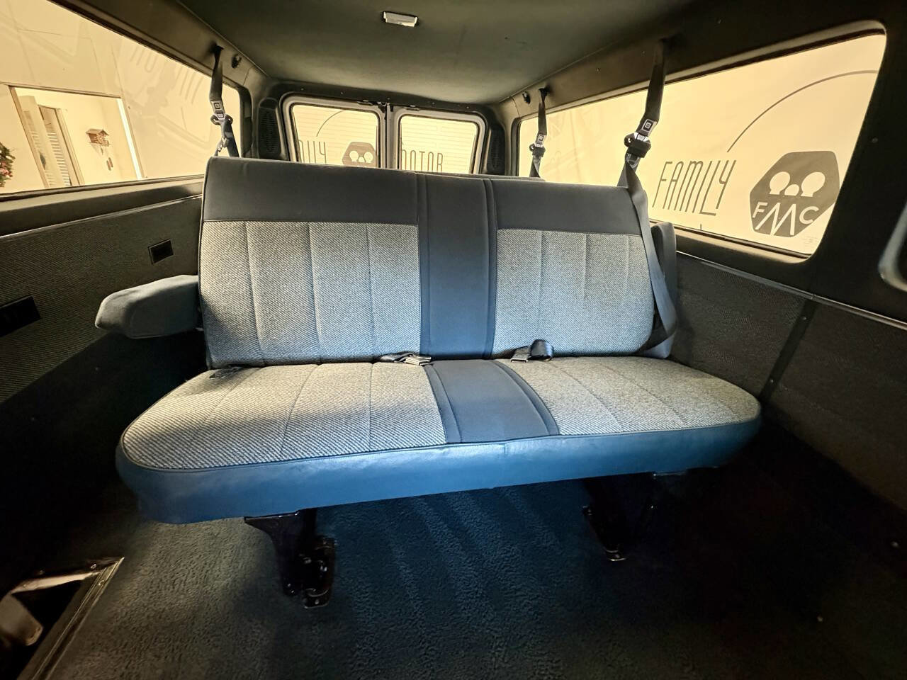 Used 1995 GMC G3500 Rally image 31